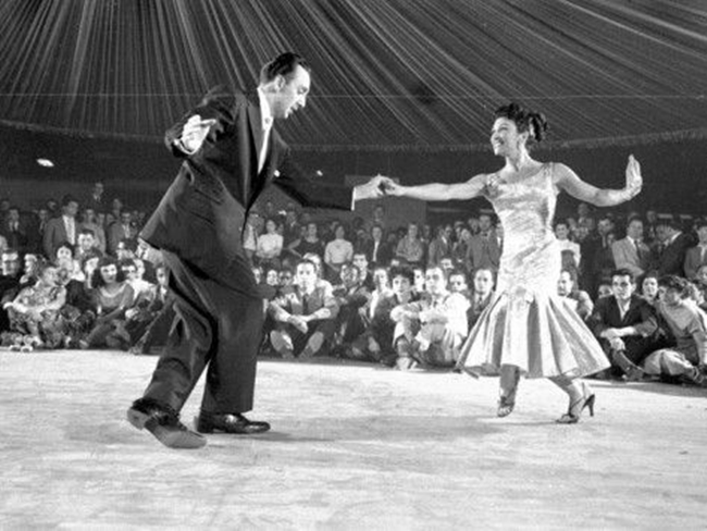 50 mambo dancers - Diego Rodgriguez - Relatos Salseros