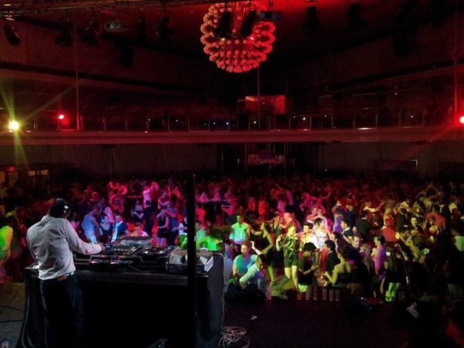 en sesion (3) dj omelenco - relatossalseros.wordpress.com