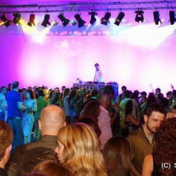 en sesion dj omelenco - relatossalseros.wordpress.com