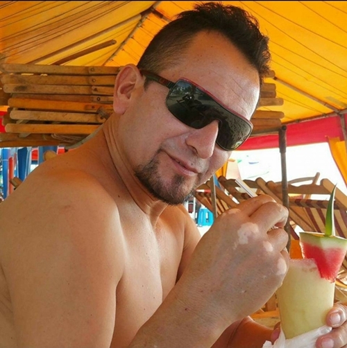 Relato Julio Mena (ii) - Relatos Salseros