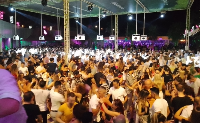 El Coliseo y otros exitos del verano 2022 - Relatos Salseros